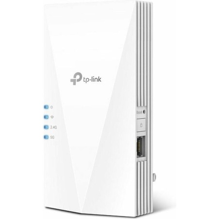 TP-Link RE700X V1 WiFi-rækkeviddeforlænger Montebar i væggen